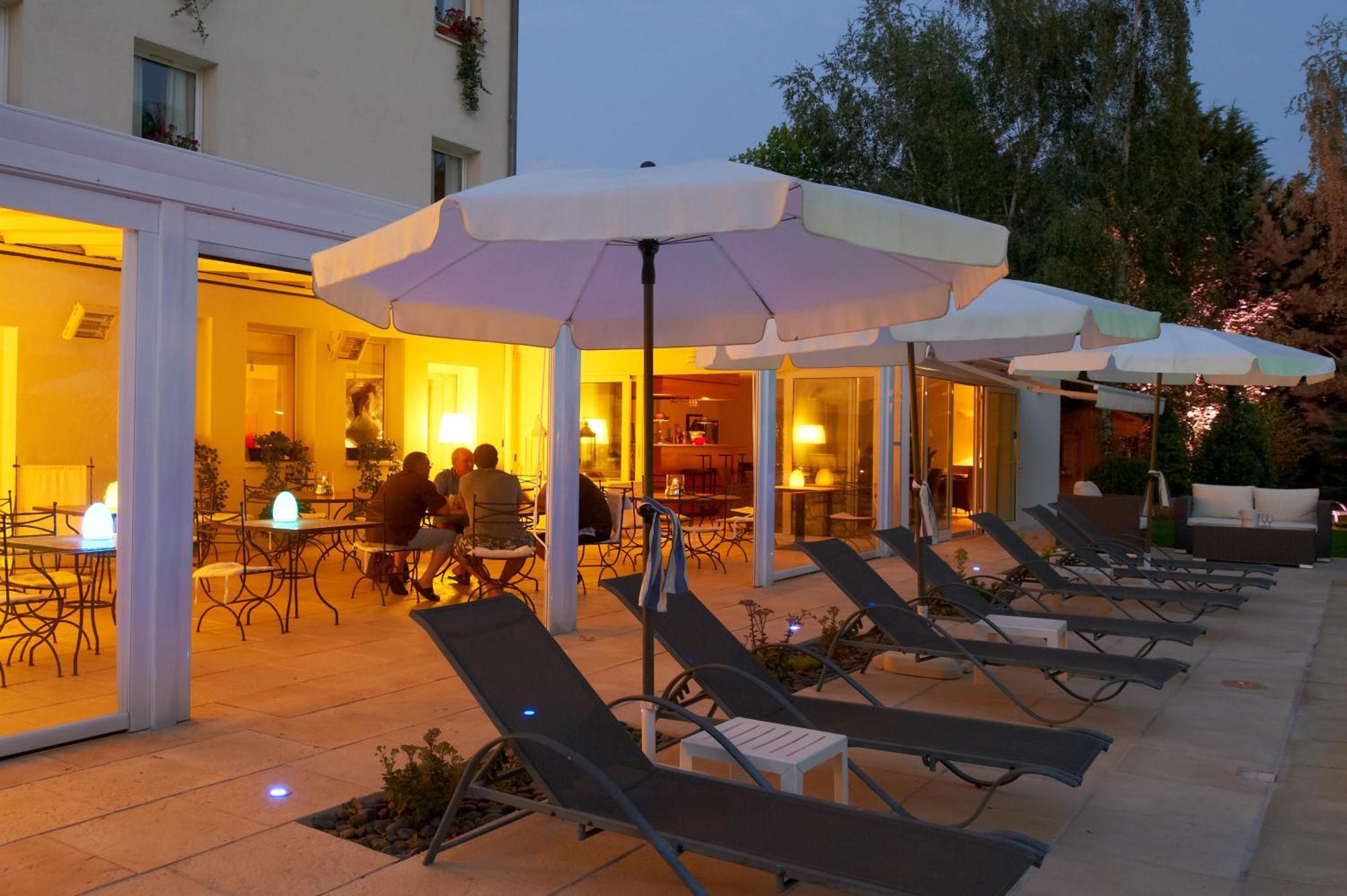 Les Jardins D'Adalric Hotel Obernai Luaran gambar